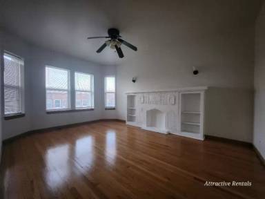 Main picture of 10 N Long Ave