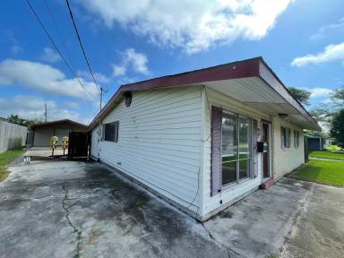 Main picture of 1409 Sunset Dr