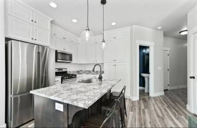 Main picture of 203 W Silver Springs Dr