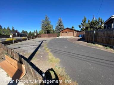 Main picture of 2684 NE Jones Rd