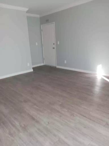 Main picture of 9035 Cedros Ave