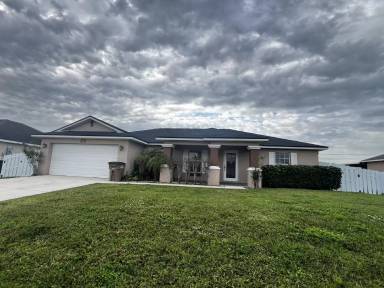 Main picture of 2060 NE 20th Ter