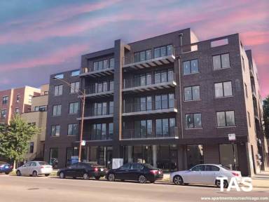 Main picture of 2533 W Fullerton Ave