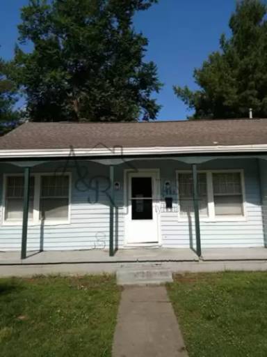 Main picture of 1904 S English St