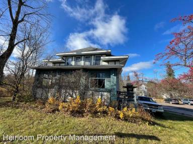 Main picture of 1511 Woodland Ave