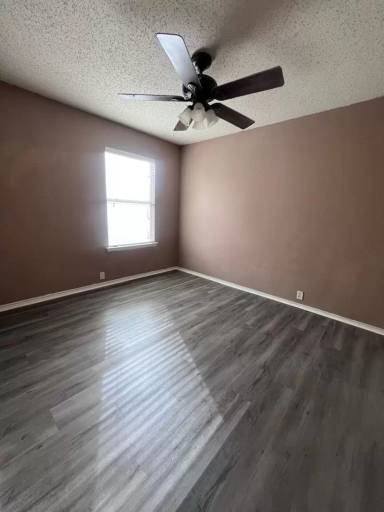 Main picture of 6708 Ambercrest Dr