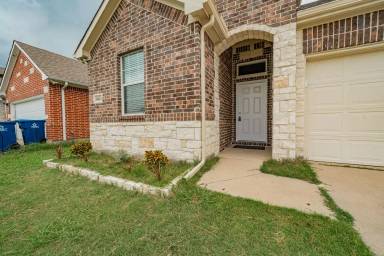 Main picture of 6614 Windward View Dr