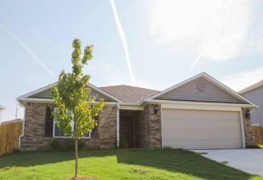 Main picture of 707 SW Green World St