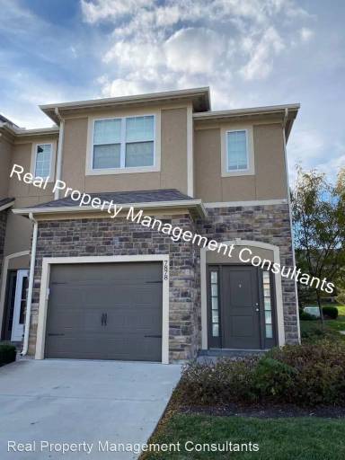 Main picture of 7870 W 158th Cir