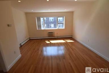 Main picture of 34 Gardner St