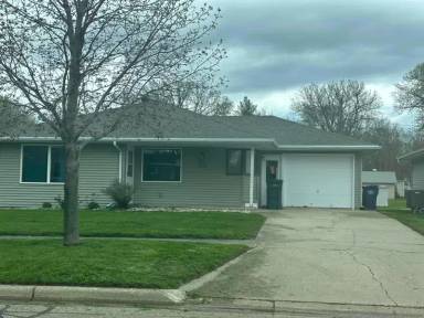 Main picture of 303 Locust St