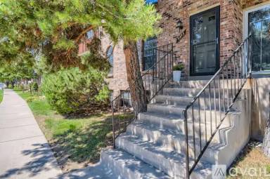 Main picture of 6443 S Dayton St