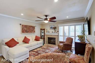 Main picture of 2067 Lakeridge Cir