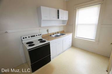 Main picture of 705 Court St
