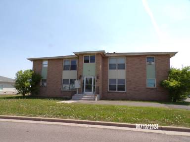 Main picture of 3800 Tower Ave