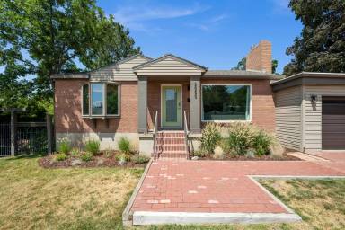 Main picture of 2855 E Delsa Dr
