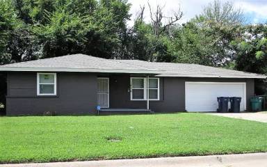Main picture of 1536 NE 44th St