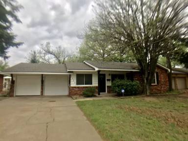 Main picture of 2029 NW 46th St