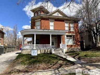 Main picture of 969 E South Temple