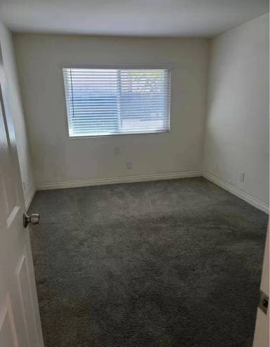 Main picture of 3912 Dwight Ave