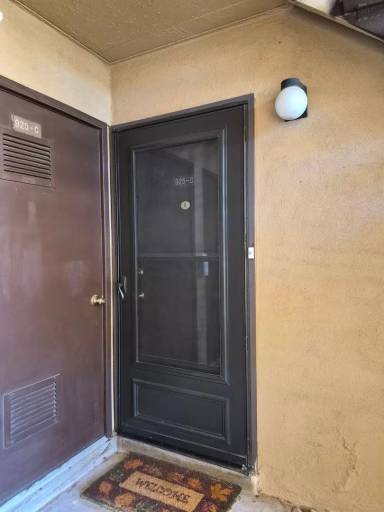 Main picture of 925 Country Club Dr SE