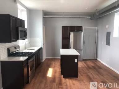 Main picture of 333 Arch St