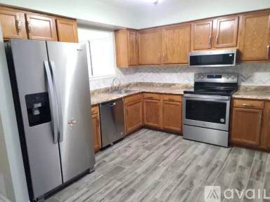 Main picture of 8217 Londonderry Ct