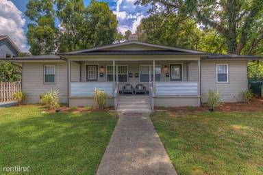 Main picture of 1111 Herrin Ave