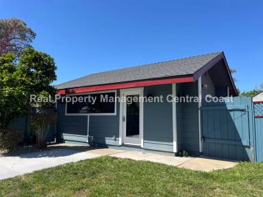 Main picture of 2332 Meadow St