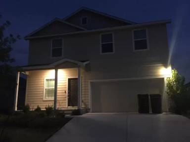 Main picture of 225 Gabriels Bluff Dr