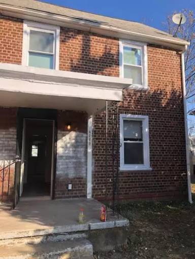Main picture of 2856 N Constitution Rd