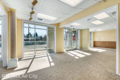 Main picture of 2026 SW 152nd St