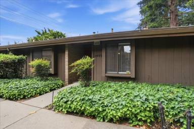 Main picture of 2489 American River Dr