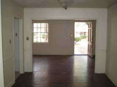 Main picture of 4857 Woodmont Dr