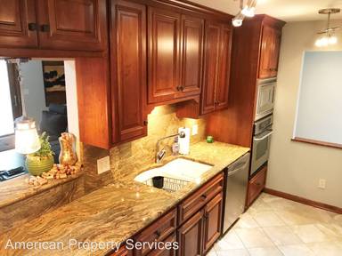 Main picture of 815 Dehoff Dr