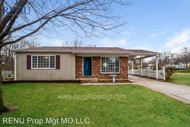 Main picture of 2737 Essex St