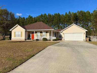 Main picture of 124 Jamestown Dr