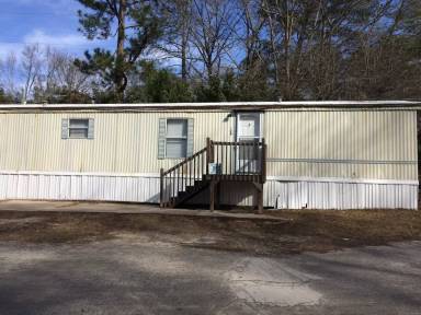 Main picture of 106 Ponds Ln