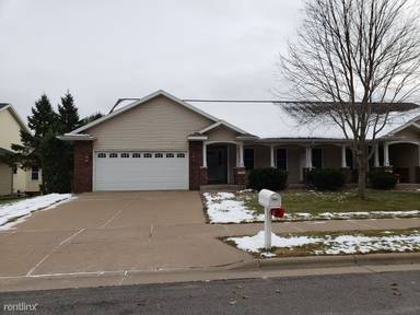 Main picture of 4372 Brickyard Ln