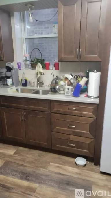 Main picture of 4325 W Parker Ave