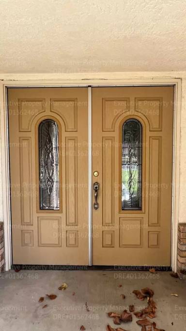 Main picture of 3708 Poe Ln