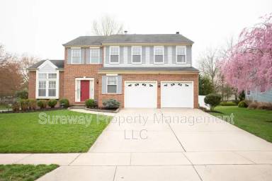 Main picture of 133 W Dominion Dr