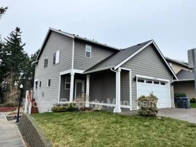 Main picture of 2402 Seringa Ave