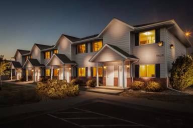 Main picture of Saddle Creek Townhomes