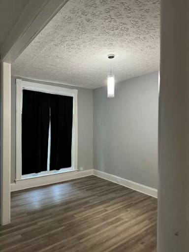Main picture of 2412 E Oliver St