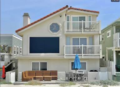 Main picture of 4025 Ocean Dr