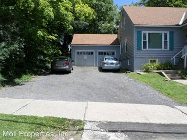 Main picture of 111 Blair St