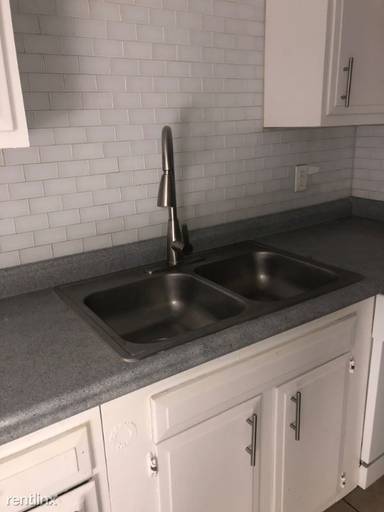 Main picture of 6900 London Way