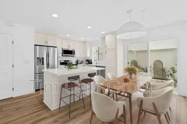 Main picture of 1065 Dover Dr