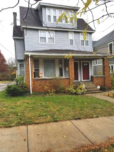 Main picture of 236 Henry Ave SE